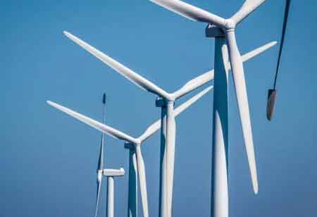 How Big Data Addresses the Operational Challenges in Wind Fleets?